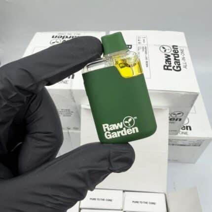 Raw Garden 1g Disposable authentic live resin all in one vape pen unboxed with retail packaging display