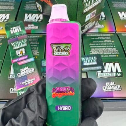 Whole Melt v2 authentic live diamond disposable vape pen unboxed with retail packaging display