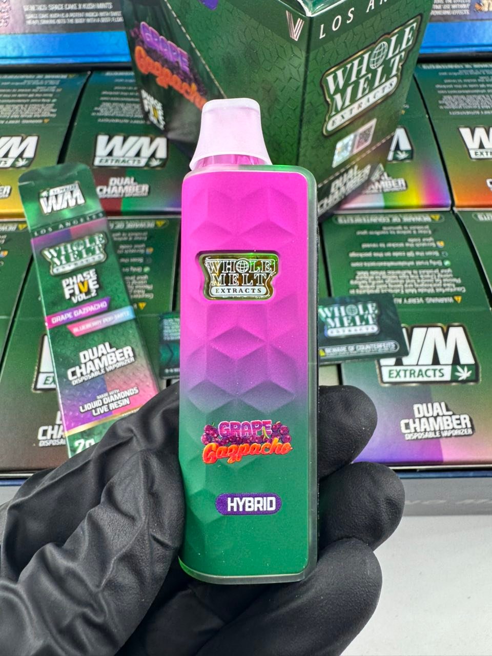 whole melt v2 Whole Melt v2 authentic live diamond disposable vape pen unboxed with retail packaging display